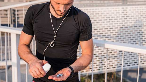 Best multivitamins for men_hero
